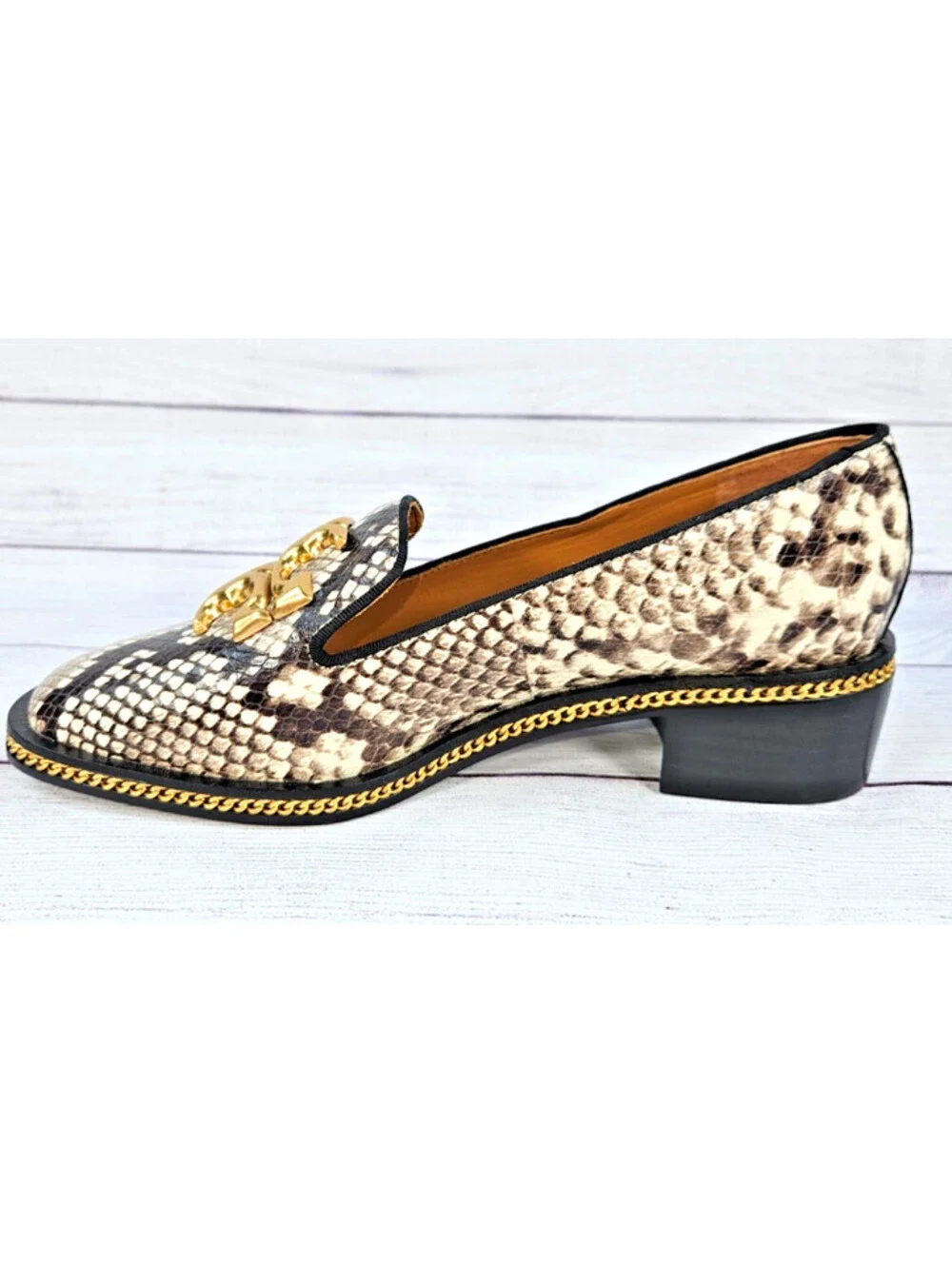 Tory Burch Casual, Chic Mid-Heel Faux Snake Skin Loafers size 6